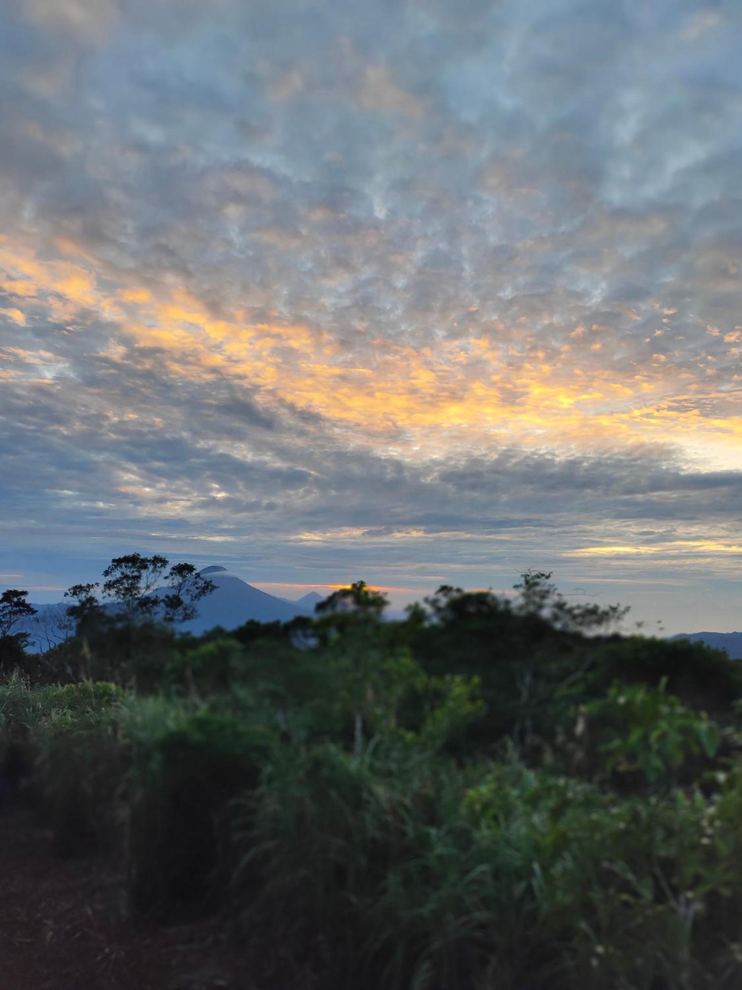 Ilasan Cottage. Tomohon Ngoại thất bức ảnh